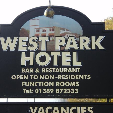 West Park Hotel Chalets Clydebank Exteriör bild